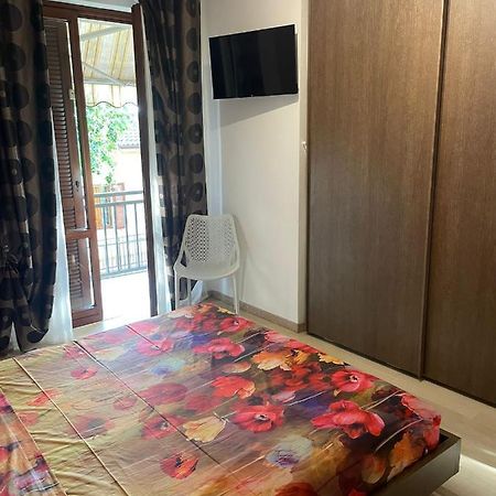Casa Vacanze Collina Del Lago パストレンゴ エクステリア 写真